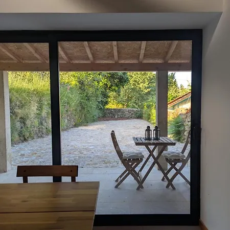 Casa Sobreiro بيت للعطل *